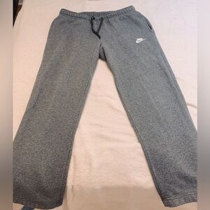 ❤️Nike NWOT comfy cotton sweats-with pockets & Drawstring